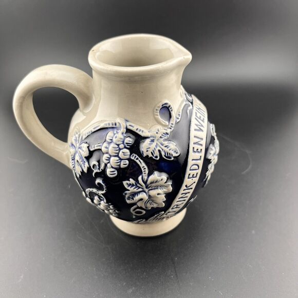 Aus Kuhlem Stein Trink Edlen Wein Blue Grey Clay German Wine Pitcher 4.5 in Tall - Picture 6 of 10